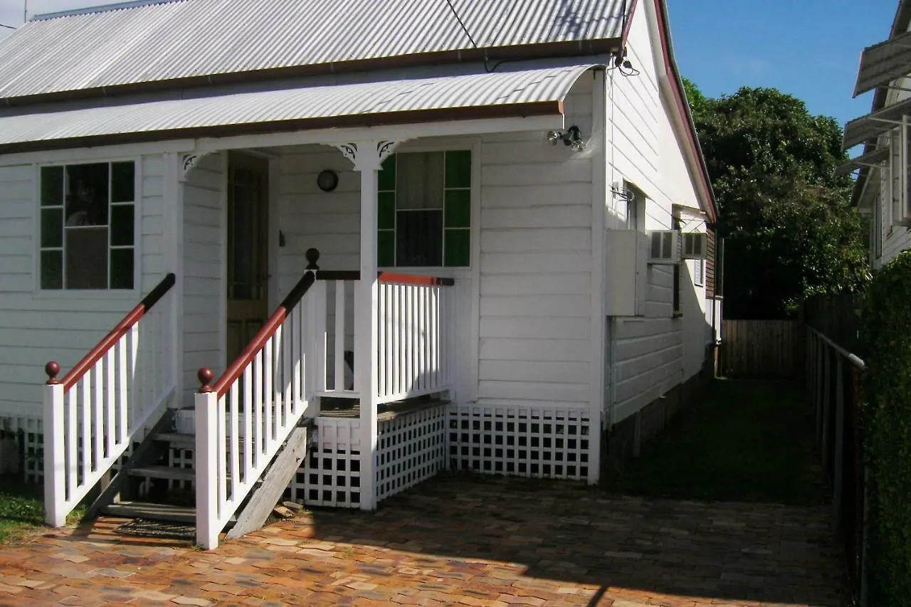 Pine Cottage Brisbane